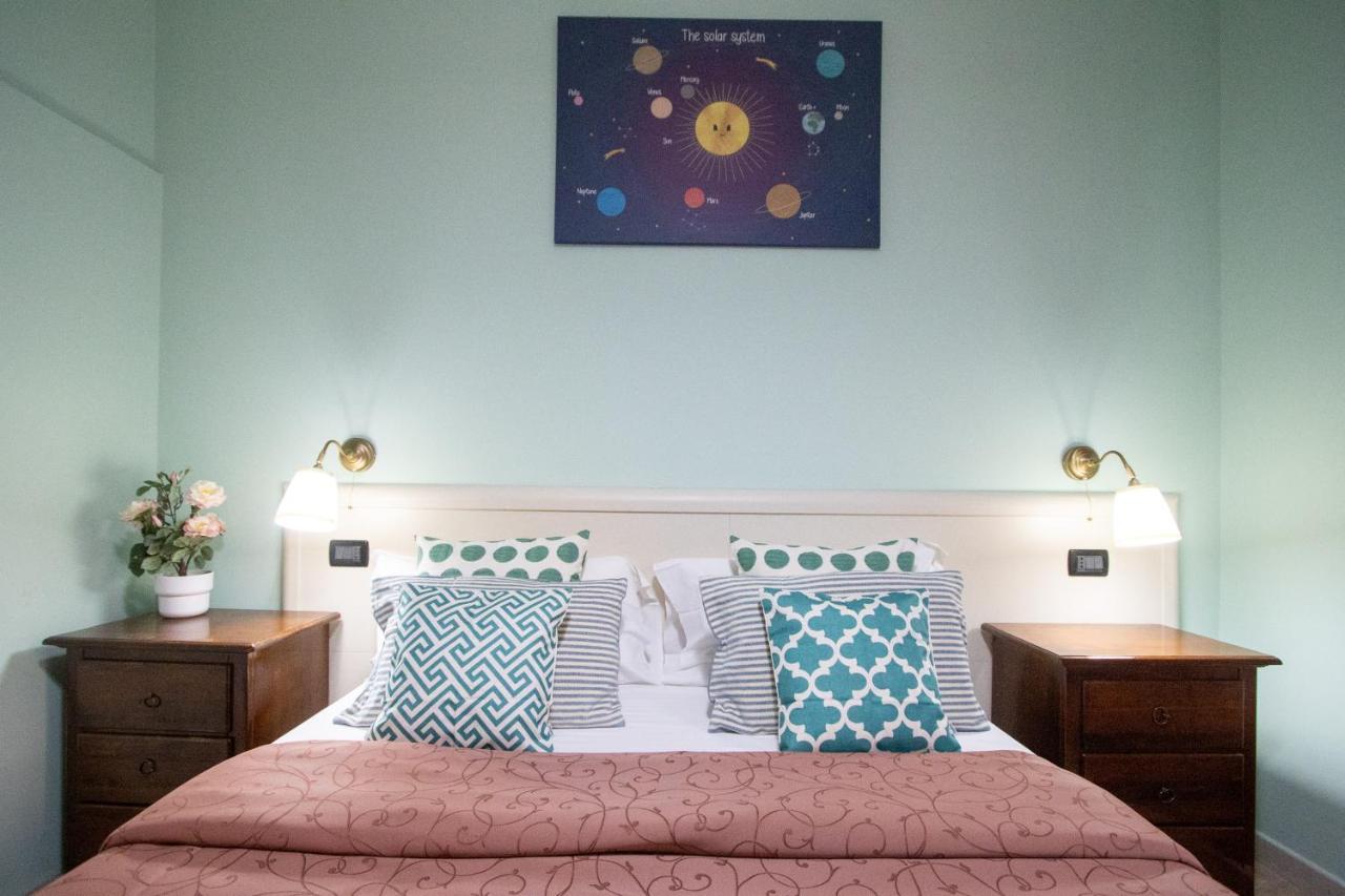 B&B Colorful Suite Yard Rom Eksteriør billede