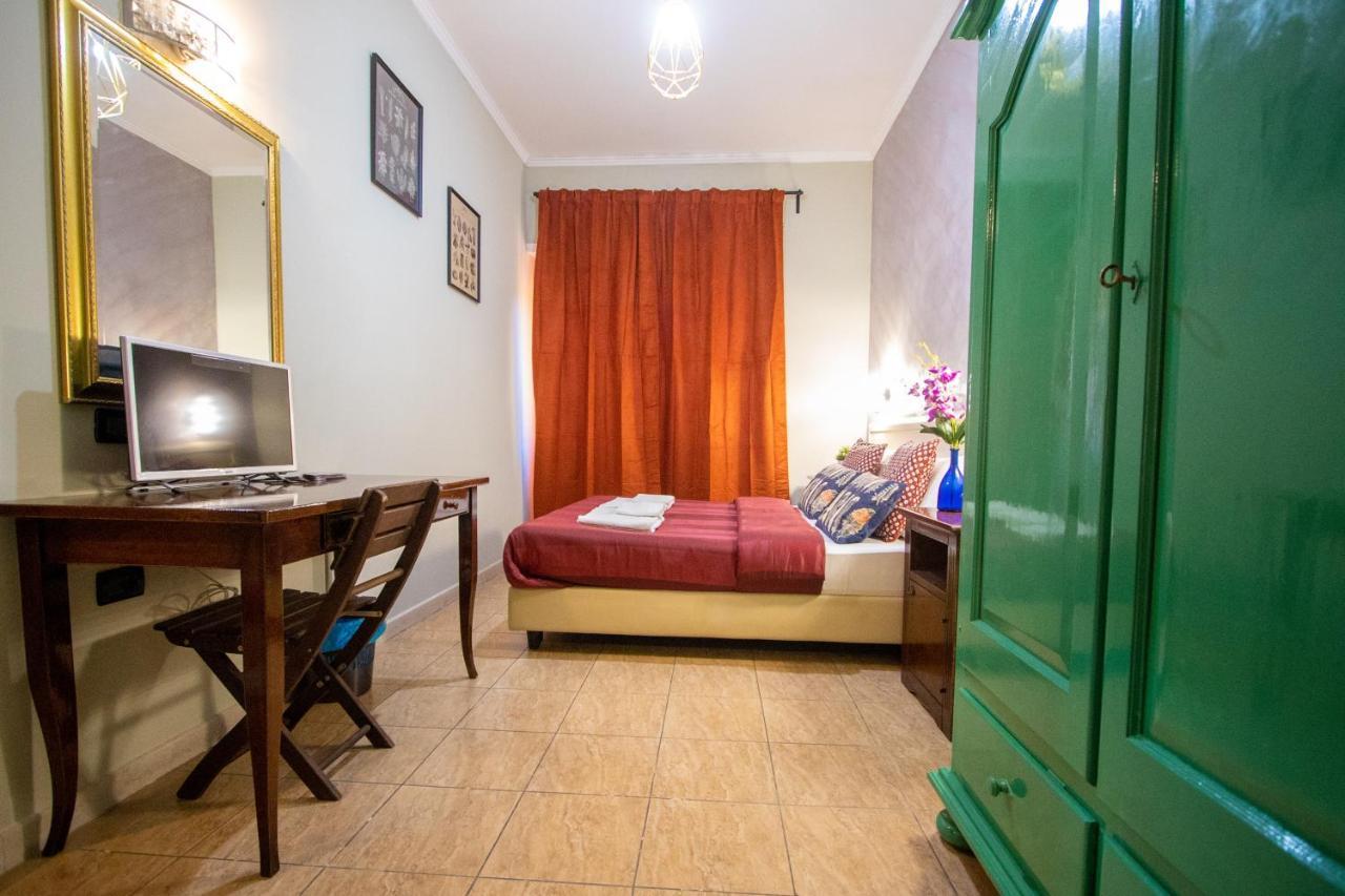 B&B Colorful Suite Yard Rom Eksteriør billede