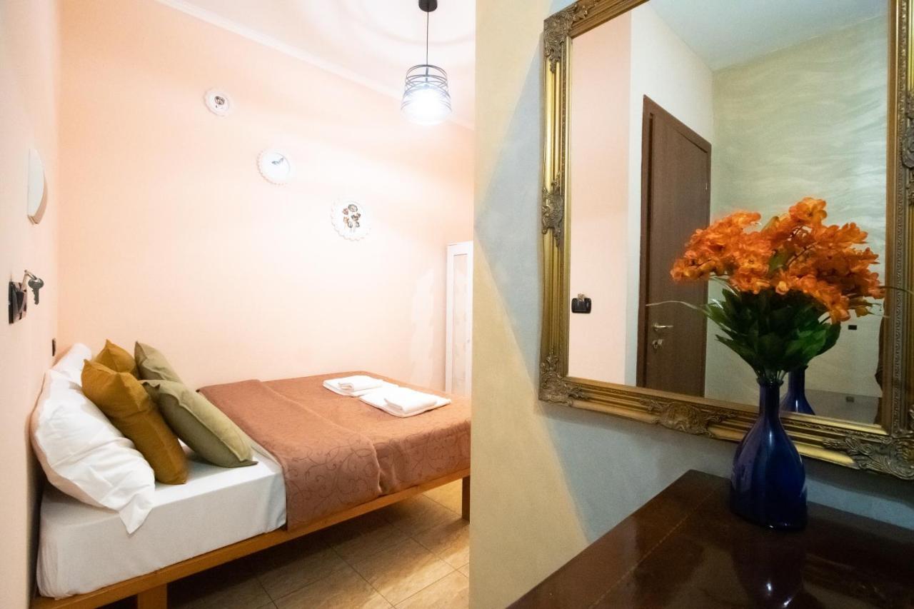 B&B Colorful Suite Yard Rom Eksteriør billede